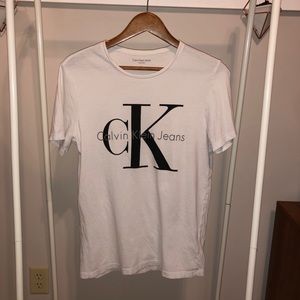 Calvin Klein Graphic Tee